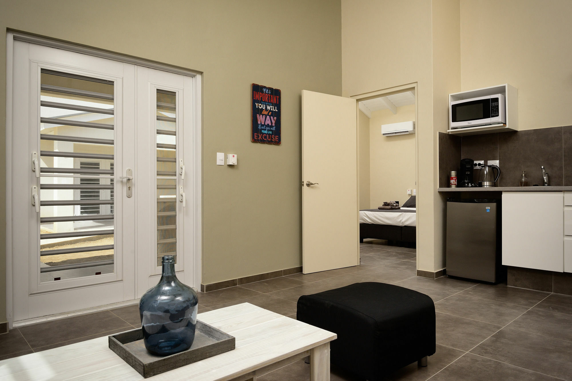 All Seasons Apartments Кралендижк Екстериор снимка
