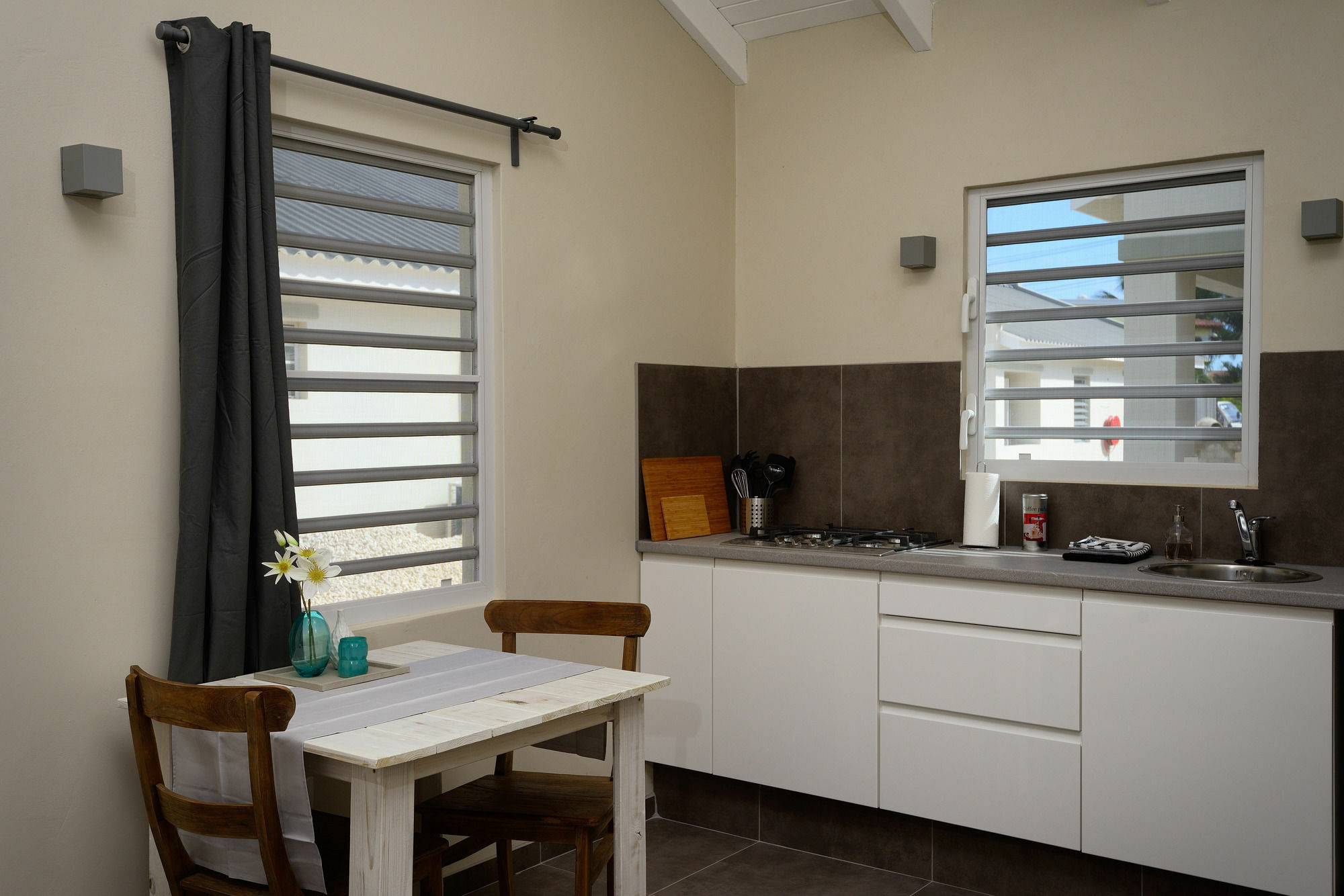 All Seasons Apartments Кралендижк Екстериор снимка
